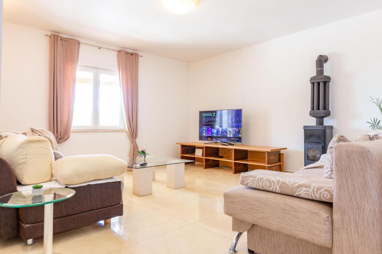 Sjor 2 Bdr Apartment W Grill Zadar Bagian luar foto
