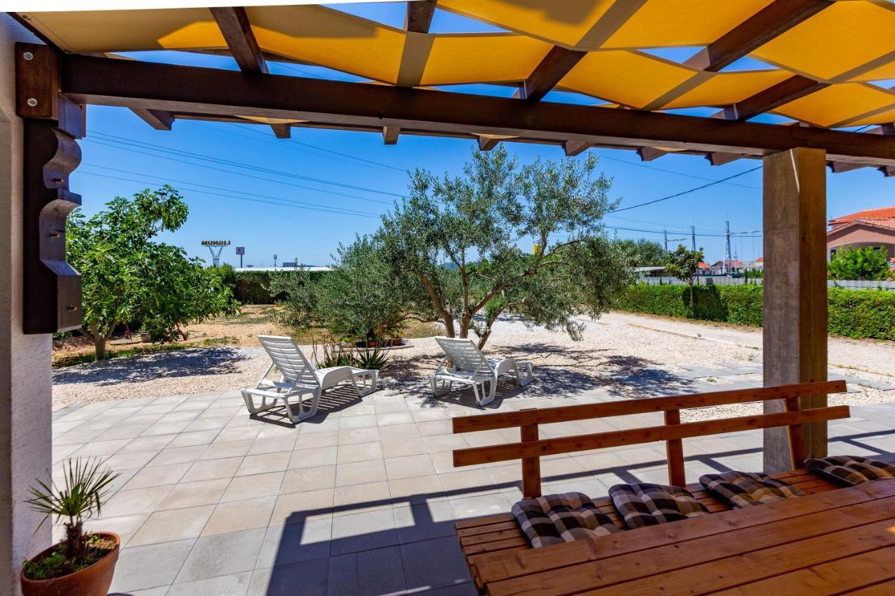 Sjor 2 Bdr Apartment W Grill Zadar Bagian luar foto