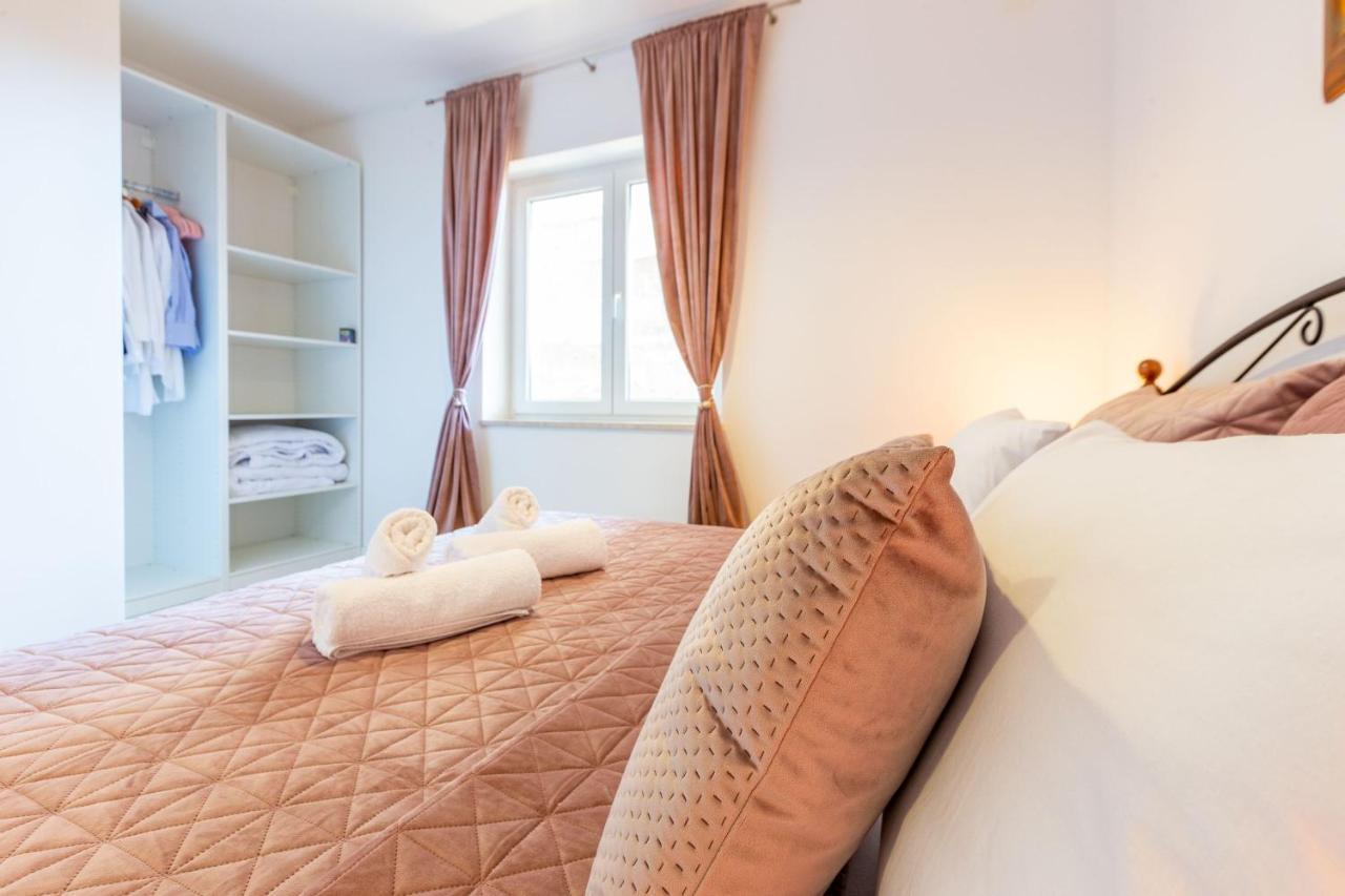 Sjor 2 Bdr Apartment W Grill Zadar Bagian luar foto